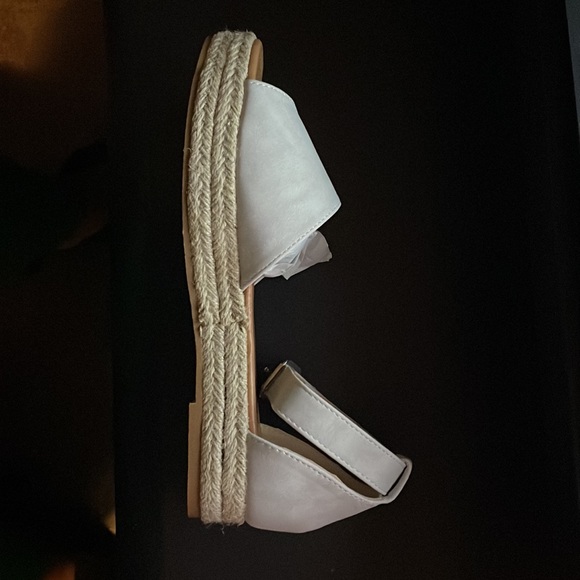 Ankle strap espardrill - Picture 3 of 7